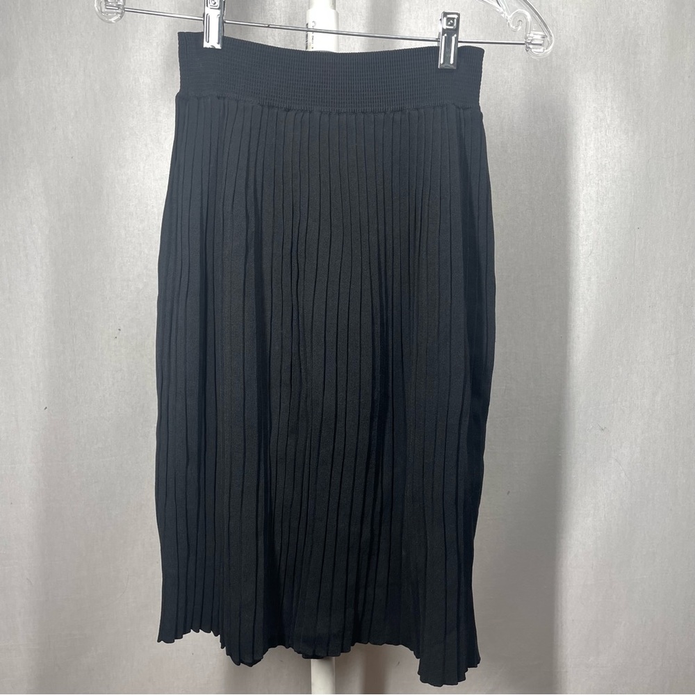 Philosophy Black Pleated Skirt in Size XS